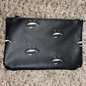 Ipsy Glam bag